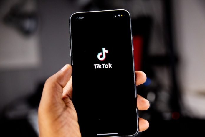 TikTok Artificial Intelligence (AI) Is Now Available To Other Businesses - Ravzgadget