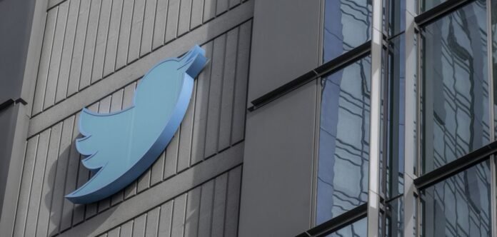 Github Ordered To Identify User Who Leaked Twitter Source Code - RAVZGADGET.