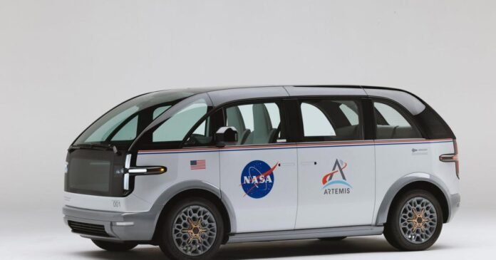 Canoo Built A Cute Trio Of EVs To Carry NASA’s Artemis 2 Astronauts To SLS - Ravzgadget